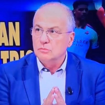 Kurva Sud , Milanista fino alla morte❤️🖤, theo Hernandez Hater .
