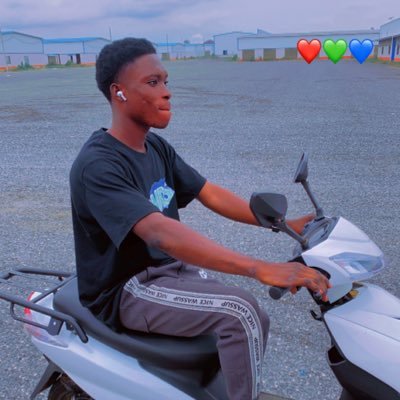 Gilbertapp's profile picture. Gilbert Appiah🇬🇭|23|3+yrs AC Tech|8+yrs Domestic|Driver|Best 2021|VISA NOW|Germany Singapore Dubai|Videos pinned|+233539477507|appiahgilbert805@gmail