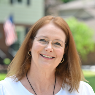 Candidate for Erie County Comptroller. Elect a professional accountant - not a professional politician.