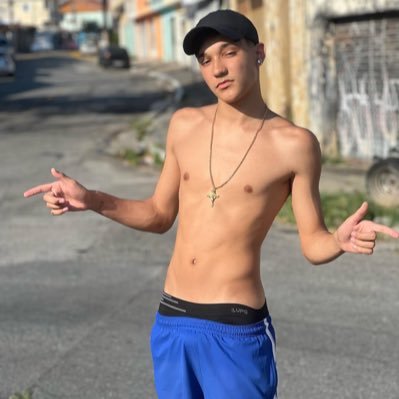 entrei pra te deixar curioso +18 no fixado 😏