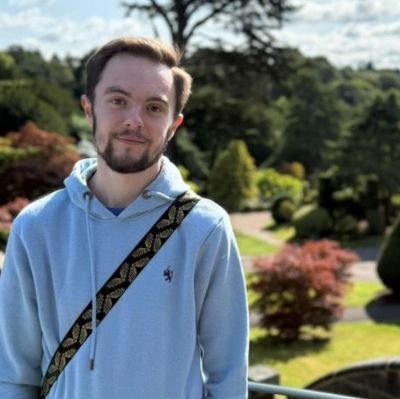 Hi, I'm ThemeParksWithAlfie from Instagram