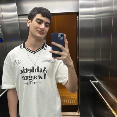 crvgdybala's profile picture. c.r.v.g✠ • @vascodagama • @PauDybala_JR • @monkerreykrona