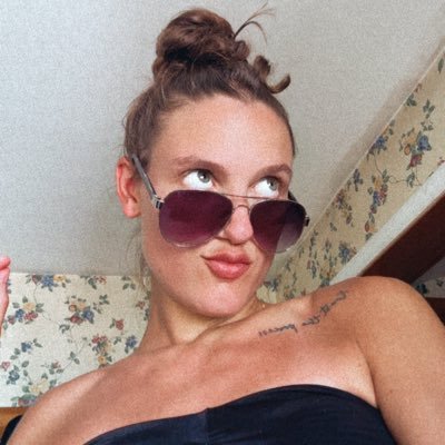 ♊︎ ☼ ♓︎ ☾. red sox fanatic. i like to watch racecars go in circles. woof. ece ct fame alum '12-15. ece ct infamous alum '23-24. lymi ♡ URI.