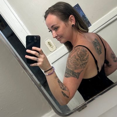 The sweet milf next door ♡ @LolaxPeachx ♡ Free Telegram Channel → https://t.co/voRqbjkyF7