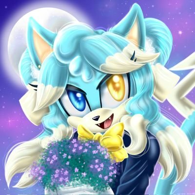 🇬🇧 / She/Her / Silver, Blaze and Espio/Chaotix fan! / Banner: @WolfofHearts / pp: @Mariana_Corvi / Runs @SilversOrchard , @daily_Silvaze , @DailyEspioDose