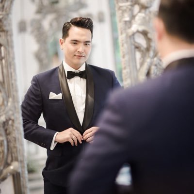 TUNDULA_'s profile picture. I have been investing for over 10 years. I believe in businesses that have strong foundations and are adaptable to the future world.