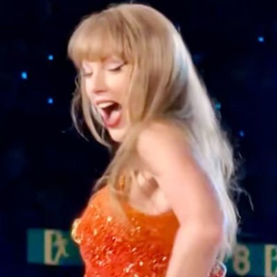 clear blue water, high tide came and brought you in ♡‧₊˚ | red enthusiast | loving taybrina | fan page ☆