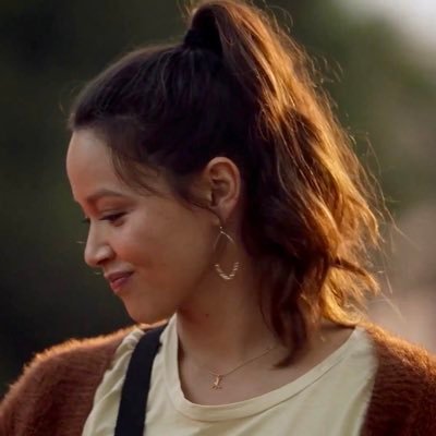 here so I can stan and be annoying away from people ik irl ♥︎ debut swiftie ♥︎ prob yapping about chenford, bellyconrad or my fault london ♥︎ free palestine ♥︎