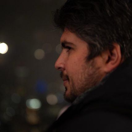 Iranian journalist
یادداشت نویسم و مسئولیتی در قبال کامنتها ندارم.