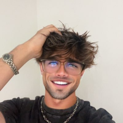 🇪🇪 | 18 | Editor | Youtuber | Streamer SLAVA UKRAINI 🇺🇦