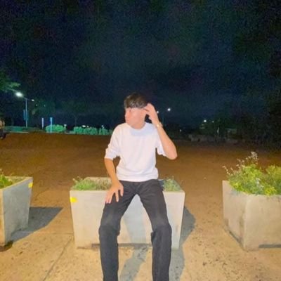 itsmemark_bro's profile picture. It's from nowhere 🤷
