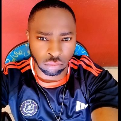 HerSon76600901's profile picture. A Mathematics Educator 📕📓 A fearless Political and Social Commentator📱📻 A lover of money 🎶💵💸🌏🏝🏞🏟 Orlando Pirates lover⚽️🏀🏏🎾Manchester United lover