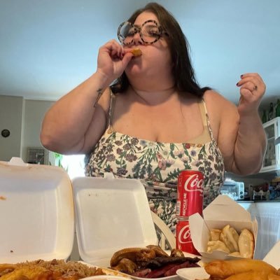 I’m 28 years old Feedee
Your favorite SSBBW hot girl
Looking for Feeders