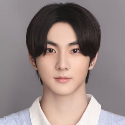 A little bit grumpy, tapi gak gigit kok | Kadang ᴛʜᴀɪʟᴀɴᴅ kadang ᴋᴏʀᴇᴀ | 1 𝓙𝓾𝓷𝓰𝔀𝓸𝓷 2 𝓙𝓾𝓷𝓰𝔀𝓸𝓷 3 𝓙𝓾𝓷𝓰𝔀𝓸𝓷 🐈🍀 | 𝗛𝗼𝗺𝗼𝗽𝗵𝗼𝗯𝗶𝗰 𝗗𝗡𝗜‼️
