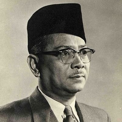 muaz_akid's profile picture. He/Him/Dia/Beliau, Paleoconservative, Pro-Palestine, Antifascist, peronist