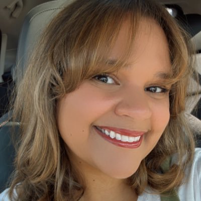 Talent Leader • endlessly curious about humans, sci-fi/fantasy novels, nerdy sh!t, & Taylor Swift ✨