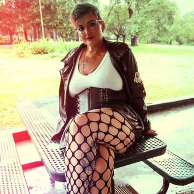 beautifulmystiq's profile picture. CRPS Advocate, Disabled Autistic Artist, Model, Wife, Mom, MiMi and YaYa (GodMom/GodAunt), Body Positive Advocate
