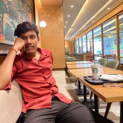 Calll_me_sumit's profile picture. जब जब मैं बिखरता हूँ दोगुनी रफ़्तार से निखरता हूँ ।