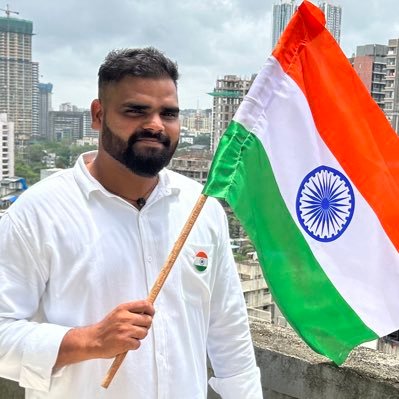 Proud #Hindu 🚩| #VicePresident of @BJYM #Mulund, Mumbai| Nation 1st, party next and self last| Working with @BJP4Maharashtra treasurer & MLA @mihirkotecha ji