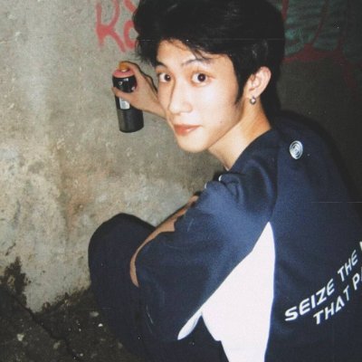 czxkkll's profile picture. 励志当网黄情侣博主
随随便便玩一下发泄一下不是人机
广告营销绕道🚫
我爱吃大奶