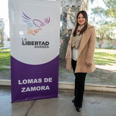🟣🦁 Candidata a consejal titular por LLA - Lomas de Zamora - 2025.
👩🏻🏫 Docente
👩🏻🎓 Licenciada en psicología
🇳🇬 Banfield