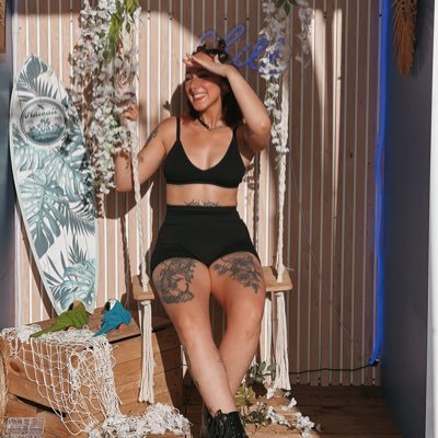 @Saraah_Flores