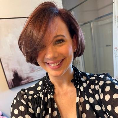 Simona11667901's profile picture. https://t.co/pZyHckGA4a sandrazatt1