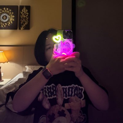 super_mari26094's profile picture. Charlotte marry me.I'm a sad person but you made me happy ! 💗💗 . My queen 👑 @itscharlotty #CharlotteAustin