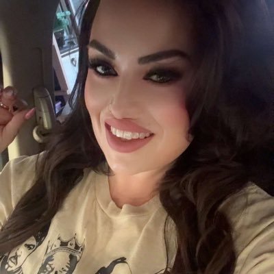 The smile is real🥰 no friends,just here for fun.