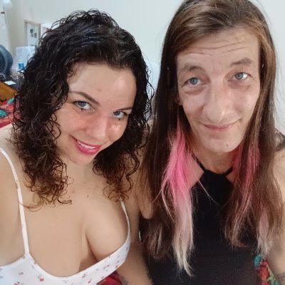 🔞REAL raw & rough poly pan couple😈
Learning, experimenting, exploring Kinky & queer AF🏳️🌈🏳️⚧️🇿🇦🇮🇹 @LittleLeeLooDal
https://t.co/NamwY42MJ9