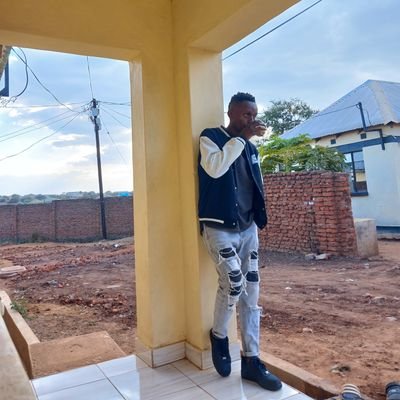 OmiyageK's profile picture. ....endless travel