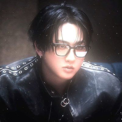 #1 changbin lover || she/her || 21 .ć»ć»ćāć».ć»ā«ć»ć