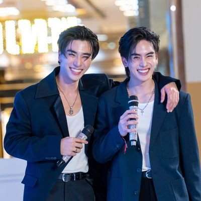 sunisac71134's profile picture. 