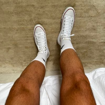 @Socksandsneakz