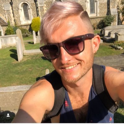 A flaming hot mess. Aes'sedai stan. #WheelOfTime lover. #TwitterOfTime affiliate. Snacc lover. Admirer of Warders + mezcal. Also Queer Af! 🏳️🌈🌈 Any pronouns
