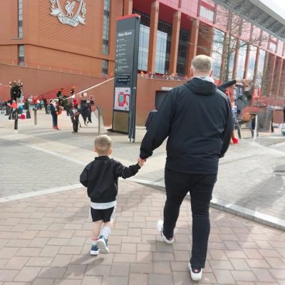 robbo23687's profile picture. #LFC ⭐️⭐️⭐️⭐️⭐️⭐️