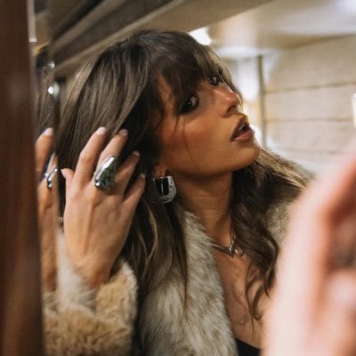 papsrazzi's profile picture. 