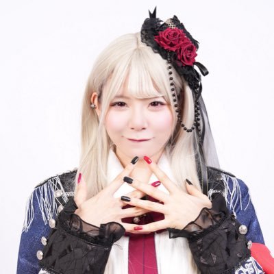 / 愛嬌マシーン / 猫なのでリプ返きまぐれ / 道産 / じゃがいも / #キミもRui活 / 🐈⬛🥀 / 公式 → @code_20251012