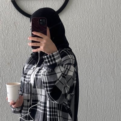 أَلَمْ تَعْلَمْ أَنَّ اللَّهَ عَلَىٰ كُلِّ شَيْءٍ قَدِيرٌ.