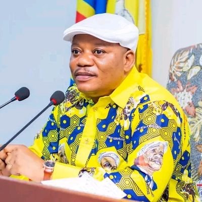 •Fervent Défenseur de droits civils& Pôs⚖️ • Lanceur d'alerte • Patriote🇨🇩| Si l'un de mes tweets vs pousse à visiter mon profil, n'hésite pas de me suivre.🙏