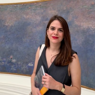 📚 Profesora de Geografía e Historia 🖋️ Calígrafa