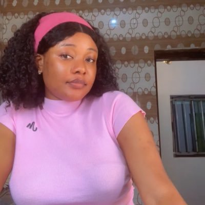 God’s favorite child🥹🥶||Its all love here📌💘 ||🧑🏻🎓Linguist ,Germanmajor|| 👩🏻💻Data Analyst @Axiaafrica ||Remote worker @Dreamport