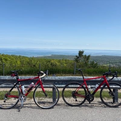 davinnfld's profile picture. 