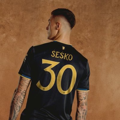 UtdAar0n's profile picture. Life long Man U fan, 21 is coming