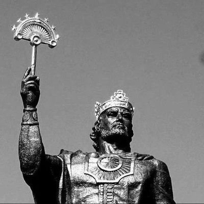 тоҷик бояд бпара 🇹🇯
Raise your words not your voice. For it is rain that grows flowers, not thunder.