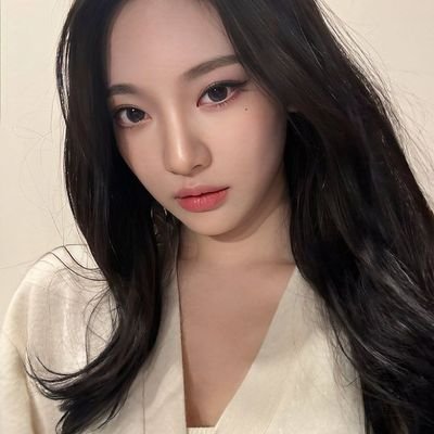 ɴɪɴɢɴɪɴɢ (닝닝) — ᴀᴇsᴘᴀ
ᴍᴀɪɴ ᴠᴏᴄᴀʟ | ʙᴏʀɴ ᴏᴄᴛᴏʙᴇʀ 23, 2002
Belongs to : JEGER, BARBAR, Bolot's, Ngalong, SWAGGER, INK_TEAM, Freshcare, 4D, Midnight, Indigo💗