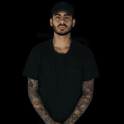 bloodyknvckles_'s profile picture. 🎮🎧⌨ 🖥️🖱🎸⠀⠀⠀⠀ ⠀⠀⠀⠀ ⠀⠀⠀⠀ ⠀⠀⠀⠀ ⠀⠀⠀⠀ ⠀🇧🇷 | 𝚊𝚙𝚎𝚡 • 𝚛𝚞𝚜𝚝 • 𝚌𝚜𝟸 ⠀⠀⠀⠀⠀⠀⠀⠀ ⠀⠀⠀⠀ ⠀⠀⠀⠀ ⠀⠀⠀⠀ ꜰᴜʟʟ ꜱᴛᴀᴄᴋ ꜱᴏꜰᴛᴡᴀʀᴇ ᴇɴɢɪɴᴇᴇʀ