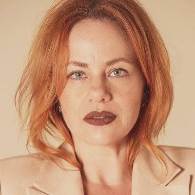 Principal fonte de informações sobre a atriz, diretora e roteirista Karine Teles | Ative as notificações!