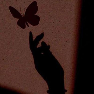 Misscynthia102's profile picture. 