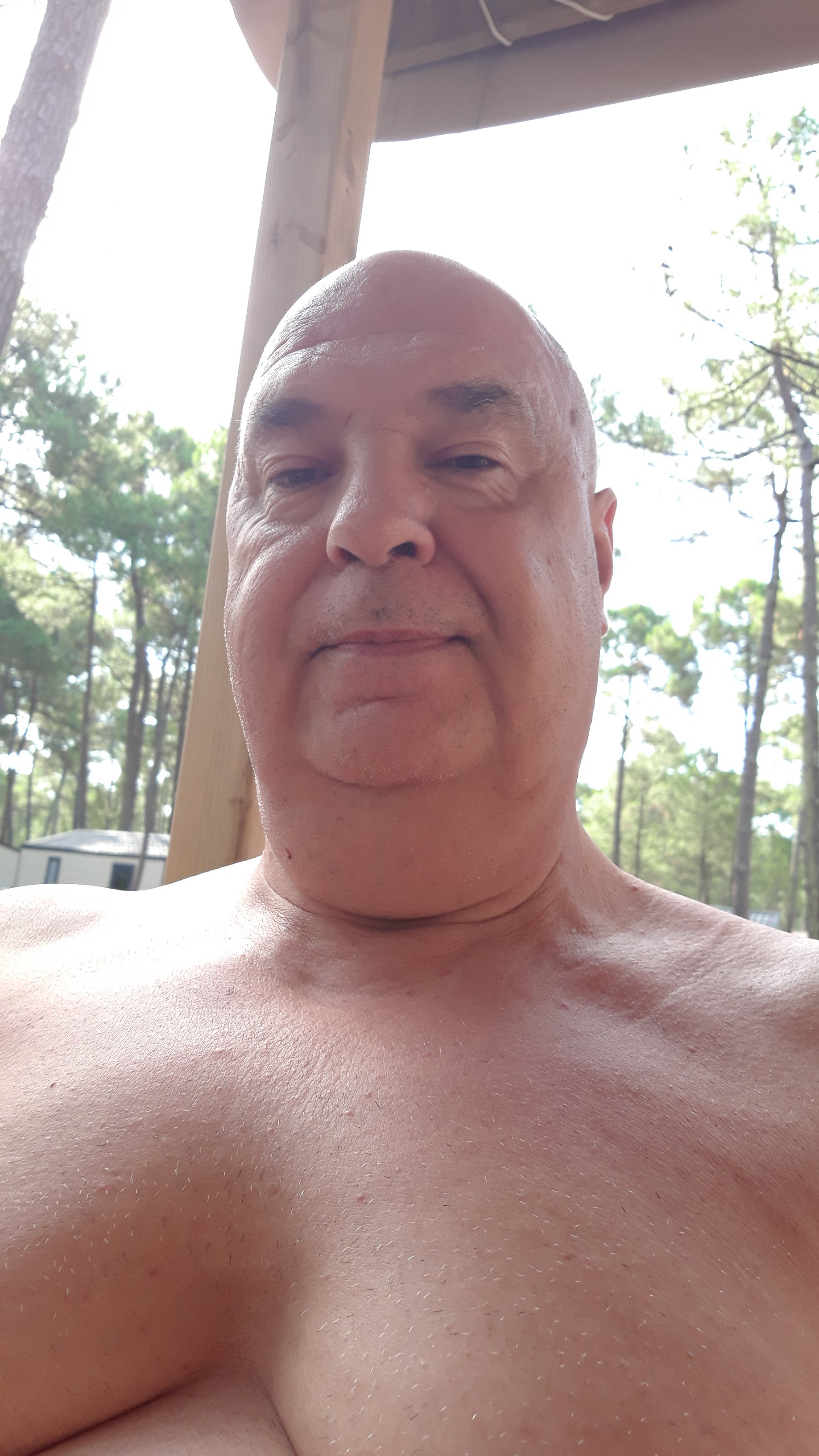 Yana40666326's profile picture. mec 🚶‍♂️gay 🏳️‍🌈 🌈naturiste breton
 j'adore être nu en extérieur.
 BLOG et ABONNÉ réservé uniquement  mecs👬🌈AUCUNE FEMMES FILLES  GIRLS en abonnées